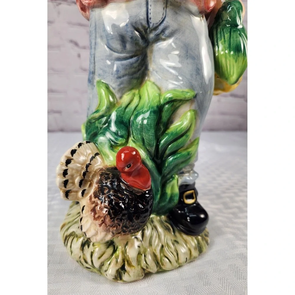 Kaldun & Bogle Pilgrim Figurine Thanksgiving Give Thanks Turkey Vegetables Corn